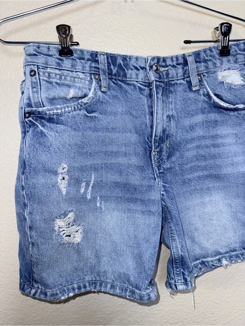 Free People We The Free Distressed Denim Bermuda Shorts Cut Off Jorts Grunge 26⁠